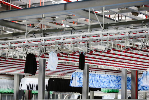 數(shù)字中國進(jìn)行時(shí) 把一雙鞋當(dāng)成一個(gè)科技產(chǎn)品去做 從鞋服創(chuàng)新感知中國智造